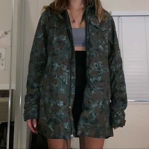 ‼️SOLD‼️ BURTON LARGE WINDBREAKER